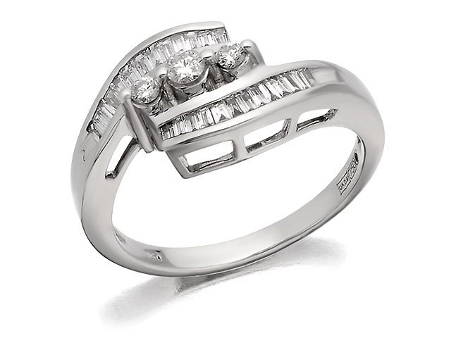 18ct White Gold Diamond Trilogy Crossover Ring - 1/3ct - D0729