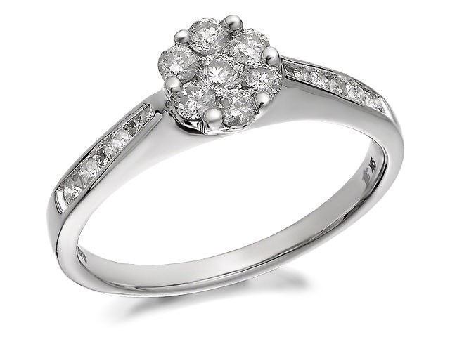 9ct White Gold Diamond Cluster Ring - 1/2ct - D6811