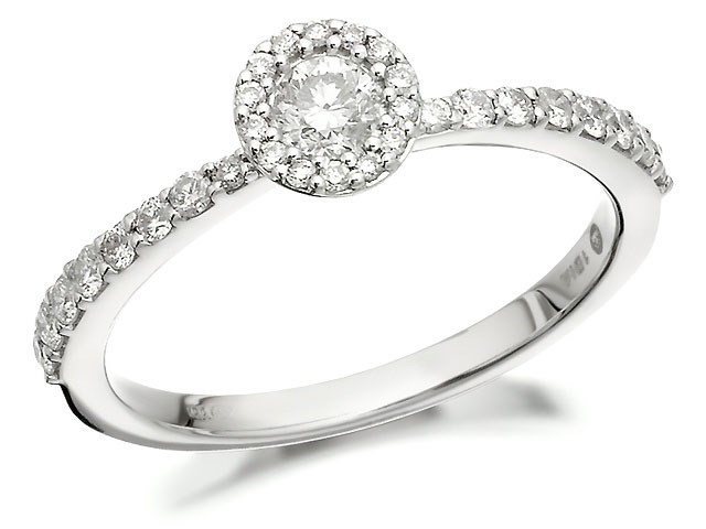 9ct White Gold Diamond Cluster Ring - 40pts - D6824