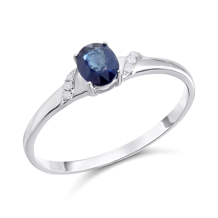 9ct White Gold Oval Sapphire And Diamond Ring - D7792