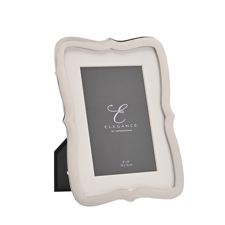 FS79146 Elegance Silver Plated Wavy Edged Photo Frame - P9165