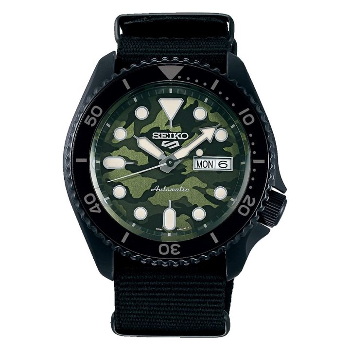 Seiko 5 Sports SRPJ37K1 SKX 'Camouflage' Street style Watch - W25383