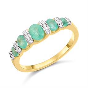 9ct Graduated Five Stone Emerald And Diamond Ring - D8250
