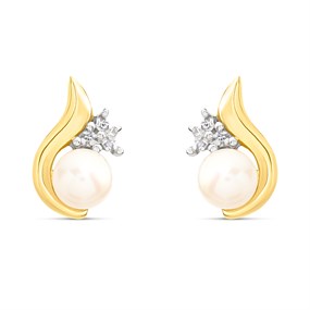 9ct Freshwater Pearl And Diamond Stud Earrings - G0695